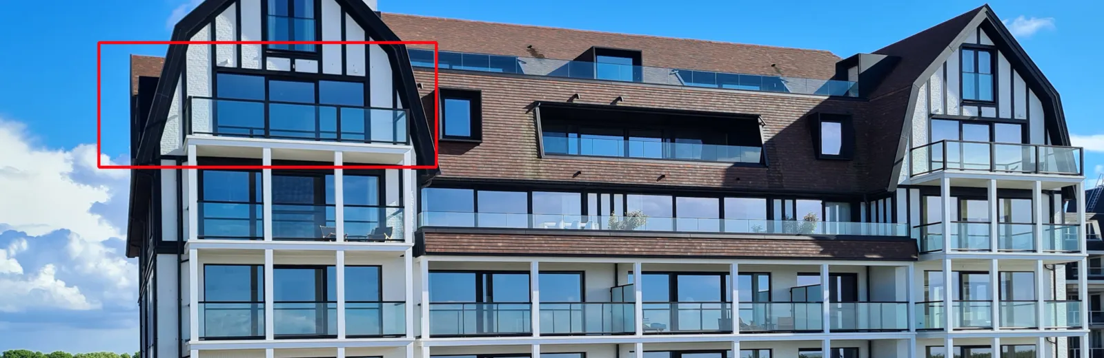 Branding C43 vakantieappartement in Cadzand met zeezicht front