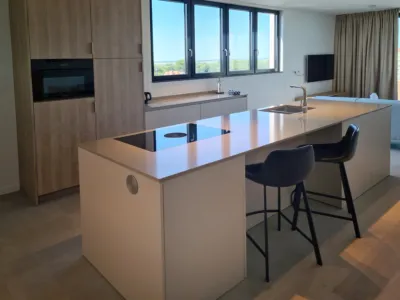 Residentie de Schelde 5B appartement met zeezicht in Cadzand Zeeland keuken