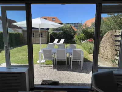 Seaside home vakantiewoning in Cadzand Bad woonkamer terras